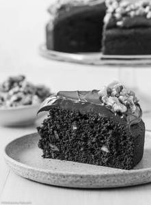 Chocolate Nut Pastry (per piece)