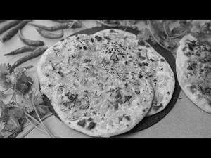 Stuffed Naan Onion