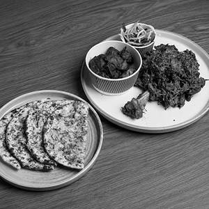 Raan Musallam, Tawa Aloo Chaat, Chilli Garlic Naan