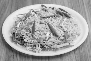 Veg Hakka Noodles