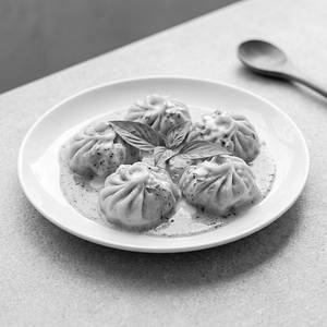 Thai Green Curry Veg Momos (5 Pc)