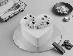 Rasmalai Bento Heart Shape Cake (~250gm)