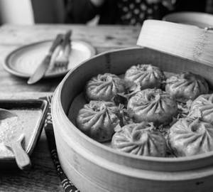 Peri-Peri Chicken Momos – 6 Pcs