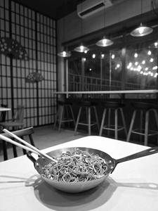 Non-veg Kolkata Style Chowmein