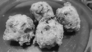Onion Bonda (4 Pc)