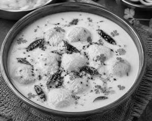 Punjabi Kadhi Pakoda