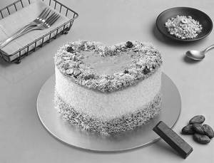 Kunafa Pistachio Baked Heart Shape Bento Cheese Cake (~250gm)