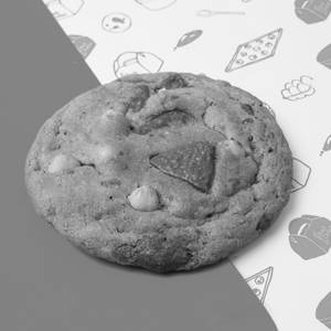 Praline & Milk Chocolate Cookie