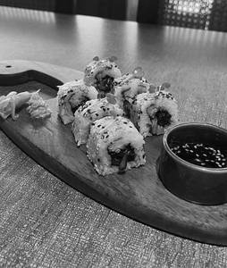 Uramaki Teriyaki Wild Mushroom