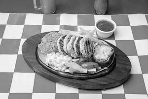 Pepper Chicken Cake Sizzler