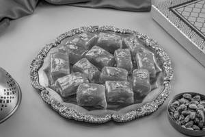 Karachi Halwa