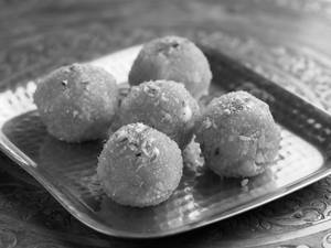 Motichoor Laddu