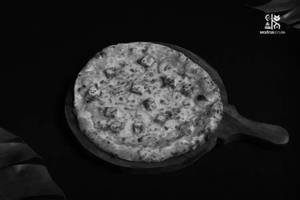 Paneer Tikka Pizza
