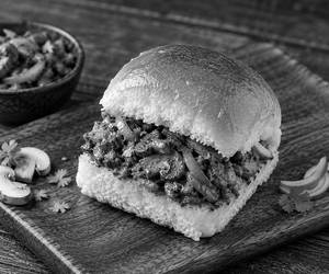 Mushroom Pav Wow-1