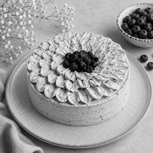 Vanilla Blueberry Velvet Eggless Cake 500g | ZOROY