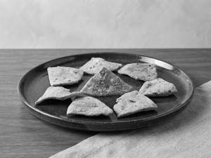 Masala Mathri