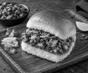 Chicken Pav Wow-1