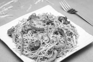 Egg Chicken Noodles