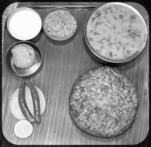 Ragi Mudde / Sangati - Aakura Pappu
