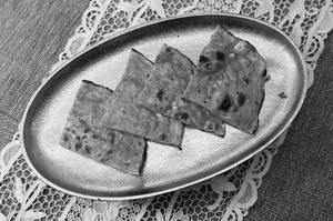 MIRCHI PARATHA RED