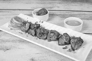 Chicken Achari Tikka