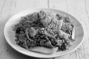 Chicken Maggi (dry/gravy)