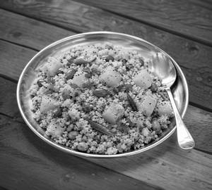 Aloo Shengdana Usal