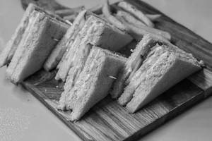 Effe Cafe Veg Club Sandwich