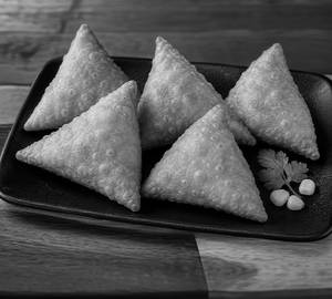 Corn Samosa 4Pcs