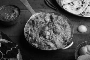 CHICKEN DO PYAZA HALF (BONE)