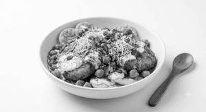 Chole Tikki Chaat (2 Pcs)