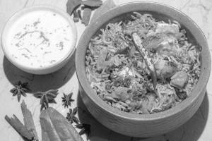 Vegetable Dum Biryani – 450 Gm