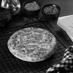 Tomato Pizza