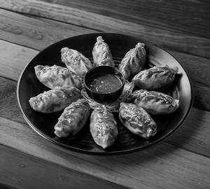 Paneer fried momos