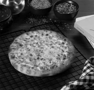 Tandoori Cheese Corn Pizza