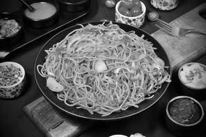Veg Chilli Garlic Noodles