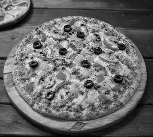 Mother Earth Pizza (10" Round)
