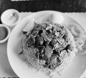 Single chicken fry piece biryani