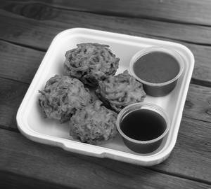 Onion Pakora (4 Pieces)