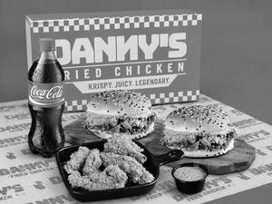 2 Junior Burgers, 6 Pc Chicken Wings, 1 Dip & 750 Ml Coke