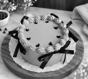 Chocolate Bow With Heart's Mini Bento Cake [200 Gm ]