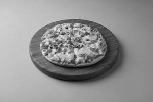 Capsicum Onion Mushroom Pizza