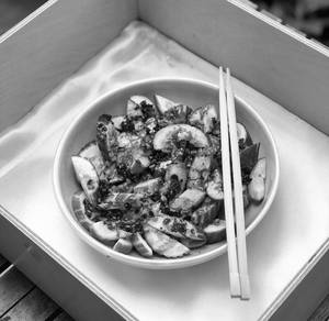Smashed Cucumber Salad (Pai Huang Gua)