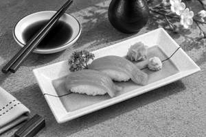 Maguro Nigiri