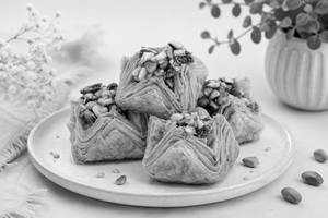 Pyramid Special Baklawa
