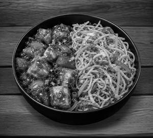 Paneer chilli with noodles