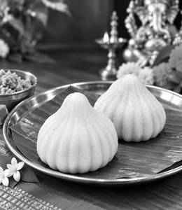 Modak Ukadiche