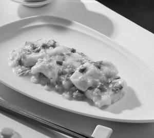 Braised Sliced Sole with Spring Onion Sauce