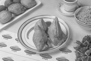 Samosa [2 pieces]