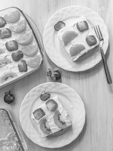 Tres leches cake kiwi                          